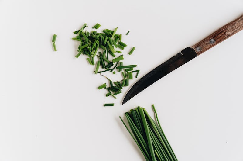 chopped chinese garlic chives