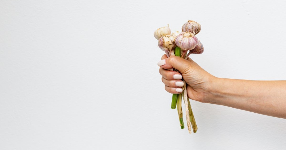 Can Toddlers Eat Garlic? Safety, Benefits, and Tips for Parents